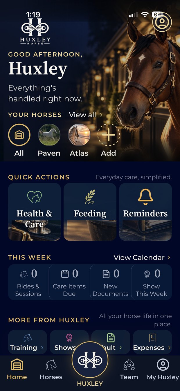 Huxley home screen at night: your horses, quick actions and this week at a glance